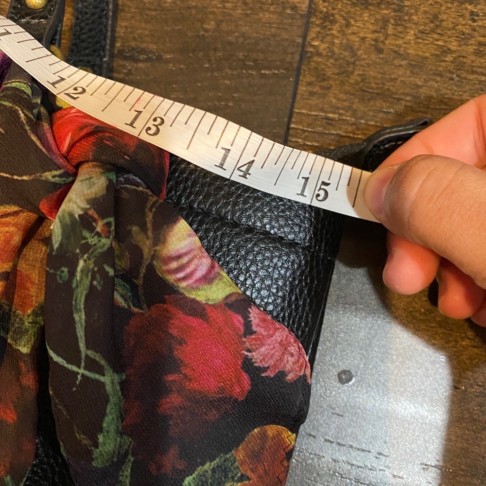Black purse - Picture 10 of 10